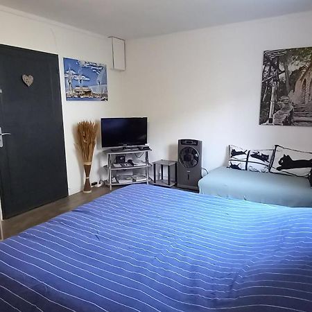 Appartement/Studio Dans Petite Residence Calme La Ciotat Exterior photo