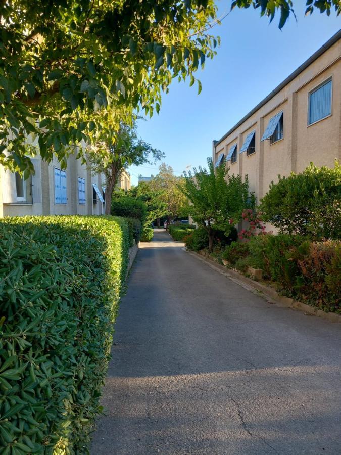 Appartement/Studio Dans Petite Residence Calme La Ciotat Exterior photo