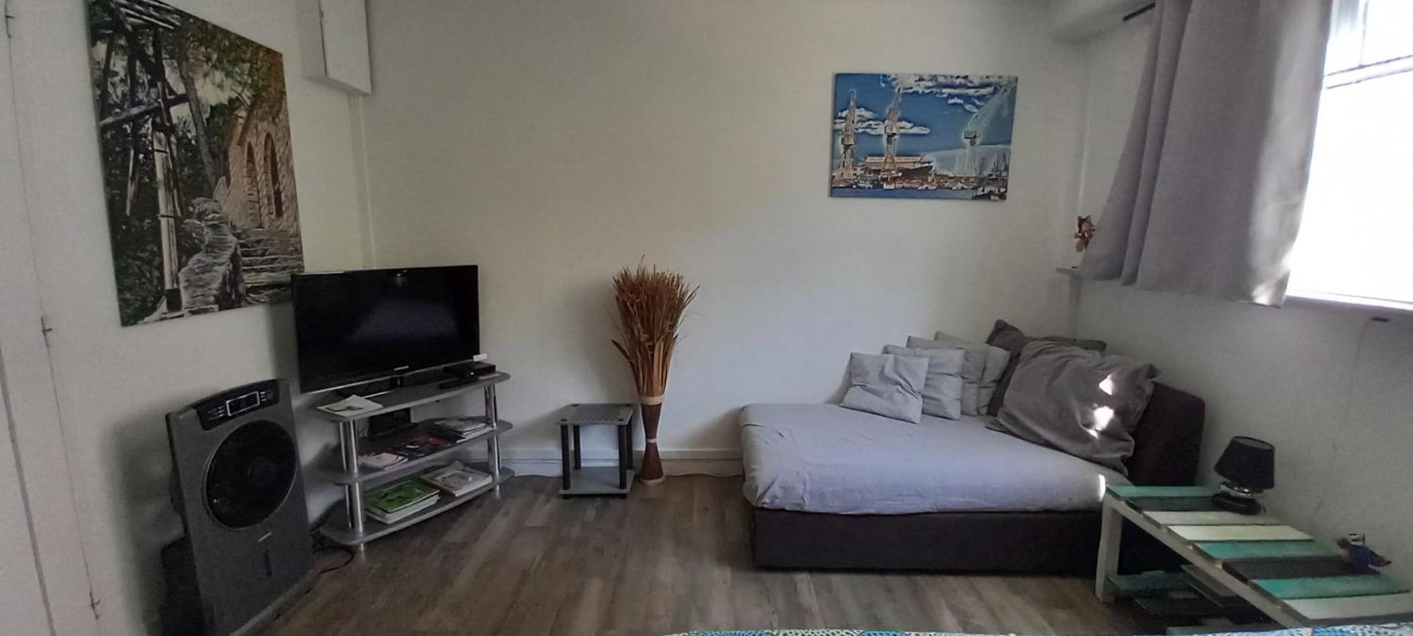 Appartement/Studio Dans Petite Residence Calme La Ciotat Exterior photo